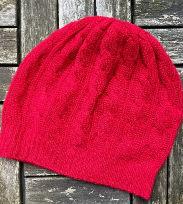 Women Sweater Shop Cashmere Cable Knit Beanie Red