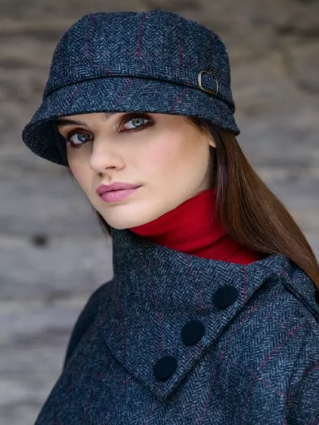 Women Sweater Shop Flapper Cap Charcoal Red Herringbone Colour 31.