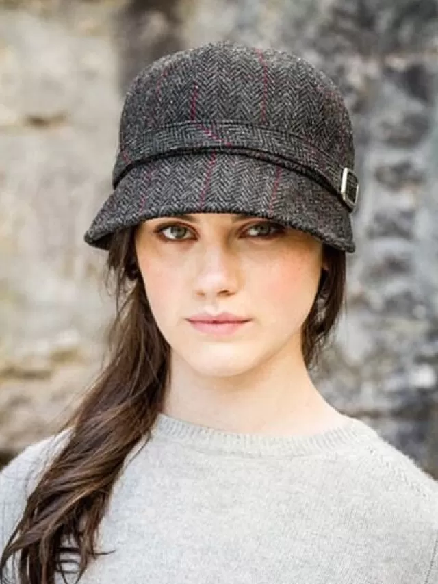 Women Sweater Shop Flapper Cap Charcoal Red Herringbone Colour 31.