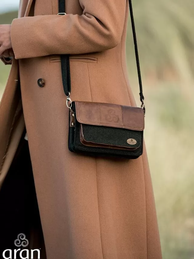 Sweater Shop Green Tweed Herringbone and Leather Irish Mini Handbag R709