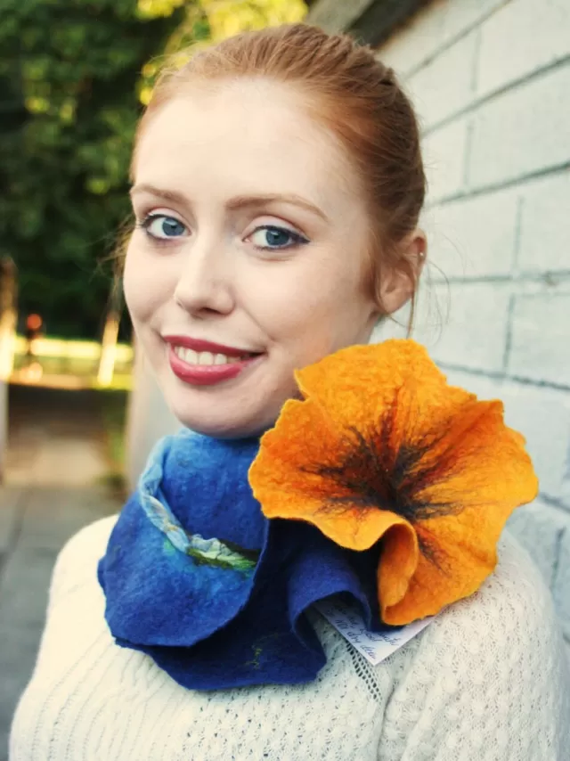 Women Sweater Shop Handmade Felt Wool Flower Scarf