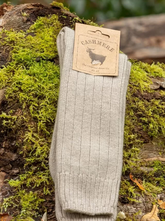 Sweater Shop Luxury Mens Cashmere Socks - Beige (Size 40-45)