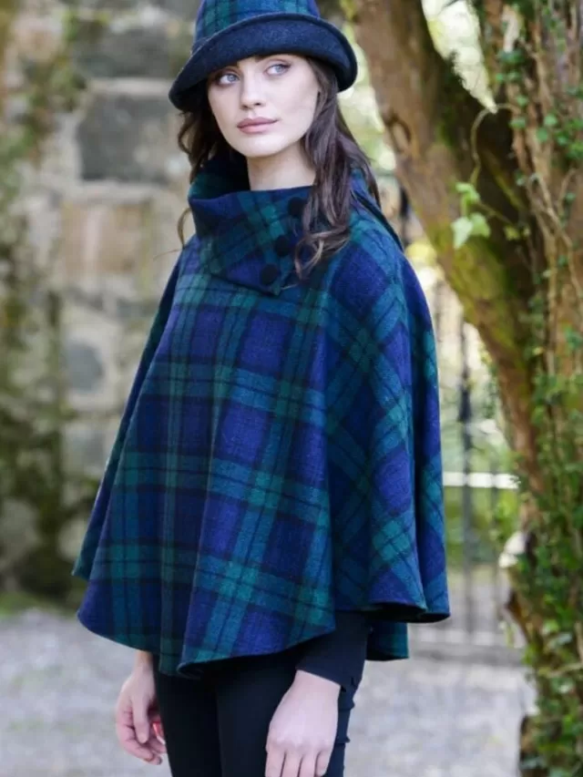 Women Sweater Shop Mucros Tweed Poncho Navy and Green