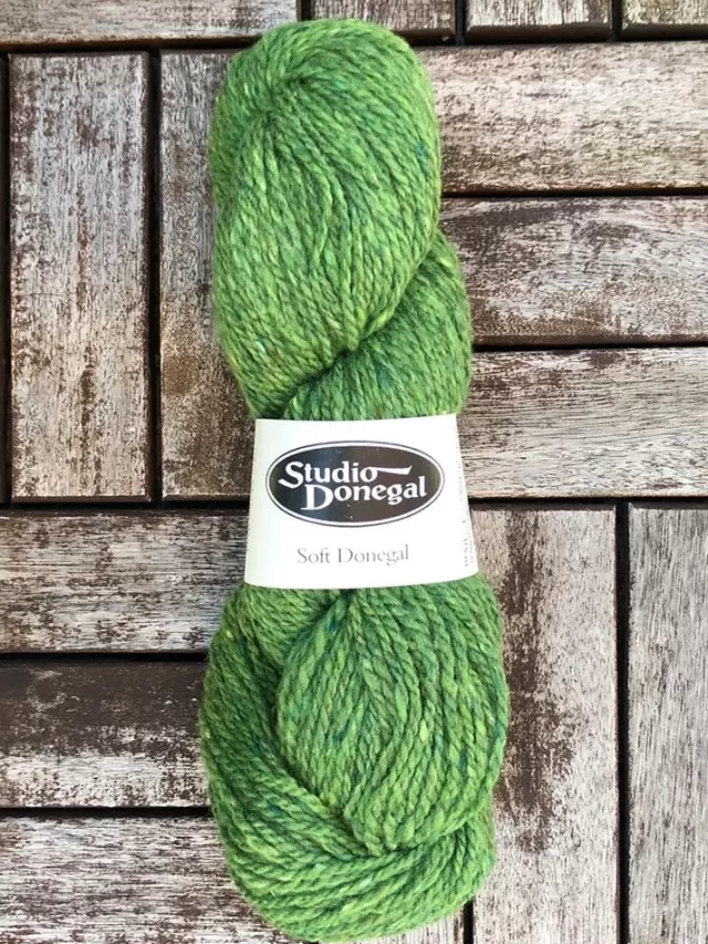 Sweater Shop Soft Donegal Knitting Wool Kelly Green 100g