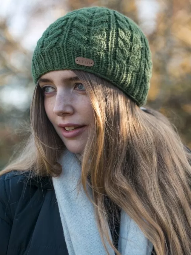 Sweater Shop 100% Wool Fully Lined Aran Pull on Hat Green